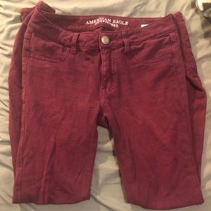 American Eagle maroon super soft jeggings